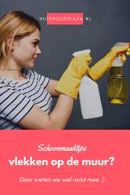 vlekken op een muur schoonmaken muur schoonmaken schoonmaken muur