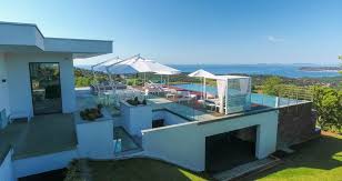 Immobilien mieten in marbella, spanien. Luxus Ferienhaus In La Croix Valmer Buchen Ferienhaus Tropez