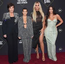 28.09.2021 · kim kardashian first met maluma in 2018. Kardashian Jenner Family Beauty Secrets Tips Hacks Details