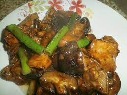 Sebenarnya ada banyak cara nak masak ayam masak lemak ni. Resipi Ayam Bercendawan Perniagaan Katering Restoren