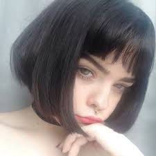 En su concepción original tenía el pelo corto de color rosa, ojos negros puros y alas de mariposa arco iris. Grunge Cortes De Cabello Tumblr Para Mujer Novocom Top