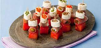 Recettes d'apéritifs et apéro dinatoire. Apero Dinatoire Les Brochettes Tombent A Pic Qui Veut Du Fromage