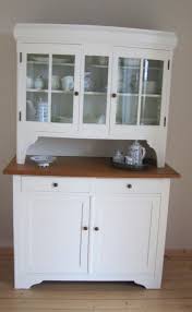 Pin Von Dakota Adams Auf Wohnung Rentner Kuchen Mobel Kuchenbuffet Garagen Mobel