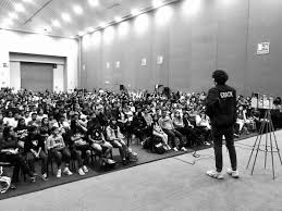 La más reciente información de luisito comunica publicada en colombia.com. El Libro De Luisito Comunica Rompe Record De Ventas En La Fil De Guadalajara Style By Shockvisual