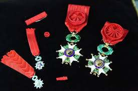 The legion of honour is the highest french order of merit, both military and civil. Comment Se Passe Le Retrait D Une Legion D Honneur