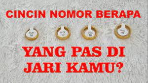 Dengan menggunakan alat ukur khusus ( ring sizer ) tidak dipungkiri lagi jika dengan menggunakan alat ukur cincin atau alat ukur jari ini hasilnya akan selalu tepat dan pas. Tutorial Cara Mengukur Ukuran Cincin Dan Jari Youtube