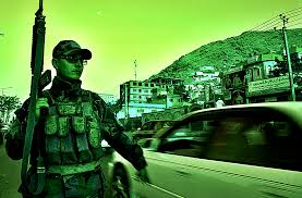 Τρόμος από την επέλαση των ταλιμπάν 2 ώρες πριν. Afganistan Toylaxiston 11 An8rwpoi Meta3y Twn Opoiwn Paidia Exasan Th Zwh Toys Apo Ekrh3h Nark Militaire Gr