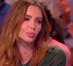 Ce ne sont pas des animaux les poissons, ce sont des crustacés" Quand  Nabilla vient en invitée dans #TPMP c'est toujours une énorme darka 😂