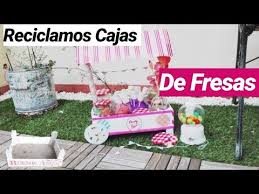 Dentro de nuestra sección de comunión no podían faltar las chuches de comunión para que la decoración de tu mesa dulce de comunión sea todo un éxito. Carrito De Chuches Con Caja De Fresas 1 Cart Sweet Candy Youtube