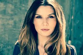 About — Angela Marie Roy