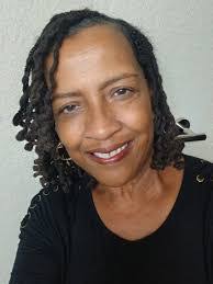 Shanna Brewer's Instagram, Twitter & Facebook