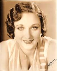 Miss Pinkerton (1932)