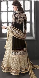 Pin By جنة المرأة للأناقة والتسوق On فساتين هندية Indian Dresses Indian Fashion Fashion
