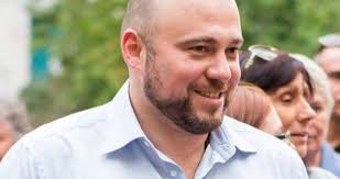 У 16 років він почав самостійну підприємницьку діяльність19. Zachem I Protiv Kogo Vadim Stolar Zapuskaet Telekanal Regionews Ua