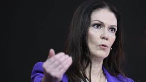 Cathy Freemanin kasvot näkyvät kaikkialla