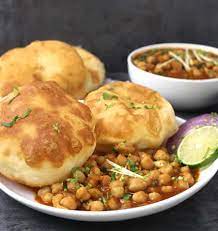 Jun 14, 2021 · shane also enjoys chole bhature, samosa, bhel puri and pain puri with aaliyah. Chole Bhature How To Make Bhatura Cook With Kushi