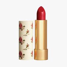 Beauty points sammeln & mit der douglas beauty card von exklusiven vorteilen profitieren. The Best Beauty Gifts Under 100 Gucci Chanel And More Vogue