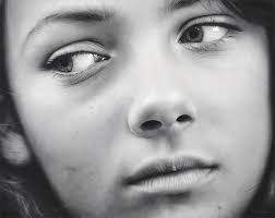 Hyper-Realistic Paintings by Daniel Dust