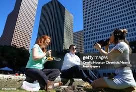 36 Bayley & Co Photos & High Res Pictures