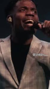 Top 5 Canciones de Adoración que Exaltan a Dios