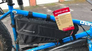 Blackburn's updated outpost elite collection is designed to be completely waterproof, and it's also blackburn released the original outpost collection back in 2015, which included a full suite of. Blackburn Outpost Large Frame Bag Review Youtube