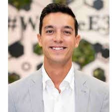 Rebecca Sheehy's Instagram, Twitter & Facebook