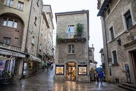 San marino offre una vasta scelta di attività culturali e ricreative. San Marino In Rain Earth Trekkers