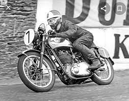 Pin By Morisseau On Racer Cafe Racer Motorcycle Racing Bikes Classic Motorcycles