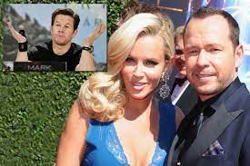 The new kids on the block member and the talk show host found love after meeting in 2013. Watch Mark Wahlberg And Family Apologise For Not Attending Brother Donnie And Jenny Mccarthy S Wedding Rehearsal Dinner Mirror Online
