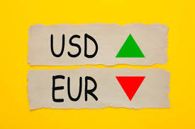 Bond Rout Extends Into Q4 as Dollar Rises and EUR/USD Breaks 1.13