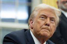 Donald Trump recibe el certificado de nacimiento de su abuelo: era  INMIGRANTE en Estados Unidos 🇺🇸