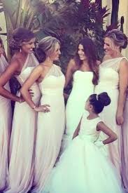 Love These Bridesmaids Dresses But Change The Color They Look As Formal As The Bride Bridesmaid
