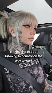 3mm spike in a fresh nostril