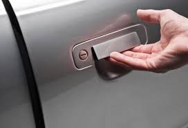 Dengan simulator penggera kunci kereta, anda akan membuat rakan anda fikir anda boleh membuka kunci kereta anda dengan telefon anda! 4 Bahagian Paling Jijik Dalam Kereta Anda Iluminasi