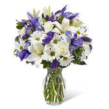 White Flower And Iris Flower Delivery Bouquet With Pretty Cheap Flowers Flower Bouquet Vase Purple Flower Bouquet Iris Bouquet