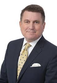 Colin Carson's Instagram, Twitter & Facebook