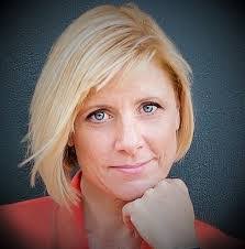 Amy Salisbury's Instagram, Twitter & Facebook