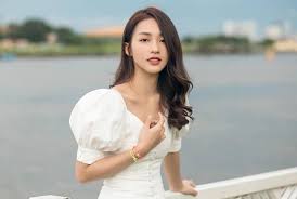Hậu duệ mặt trời bản việt do trần bửu lộc làm đạo diễn với sự tham gia của dàn diễn viên trẻ như khả ngân, song luân, hữu vi, cao thái hà. Bá»‹ Che Diá»…n Dá»Ÿ Trong Háº­u Duá»‡ Máº·t Trá»i Kháº£ Ngan Noi Gi