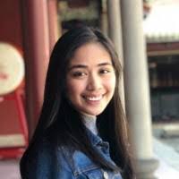 Phyllis Rosa's Instagram, Twitter & Facebook