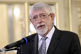 Miklós kásler was born on march 1, 1950 in budapest, hungary. Index Belfold Kasler Szerint A Magyar Orvosi Kamara Feszultseget Kelt