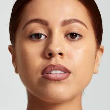 Hailey Bieber's TikTok Lip Lining Hack for Fuller Lips Is Genius