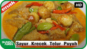 Krecek kering biasanya berbentuk seperti kerupuk yang sudah digoreng dan siap dimakan. Sayur Krecek Telur Puyuh Resep Masakan Rumahan Indonesia Sehari Hari Mudah Simpel Bunda Airin Youtube