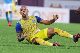 Pengiktirafan paling tinggi yang pernah di peroleh pemain bolasepak malaysia. Ya Kami Ada Isu Gaji Dengan Carlos Bukan Sumareh Utusan Digital