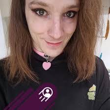 Rose Hanson's Instagram, Twitter & Facebook