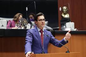 Jesús horacio gonzález delgadillo es senador por el estado de nuevo león, con más de quince años de experiencia en empresas multinacionales en méxico y europa, ocupando posiciones. Senador Del Pan Pide Se Exente Servicio Social A Estudiantes Capital Mexico