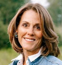 Mary Gannaway's Instagram, Twitter & Facebook