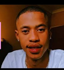 TheeSnowwhite SnowWhite