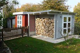Für die holzlagerung an einer hauswand ist die südseite am besten geeignet, da sie am meisten sonne bekommt. Brennholz Lagern Tipps Und Tricks