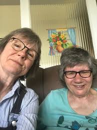 Relaxing 😎 at the end of another day. My morning started with my walk and  when I got home a friend I hadn't seen for ages came for coffee and chat.  Feeling