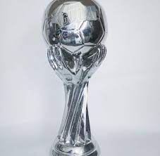 La presentación del jugador se iba a realizar en el trofeo joan gamper, pero se cayó todo. Mas Alla Del Titulo De La Fpc Habra Un Premio Al Fair Play Balon Central